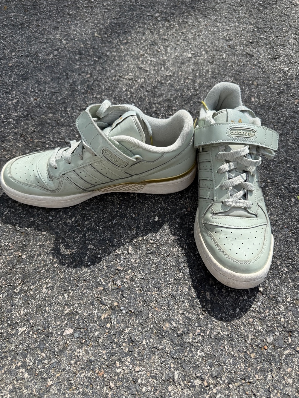 adidas Kids Mint Green Low-Top Sneakers with Gold Accent